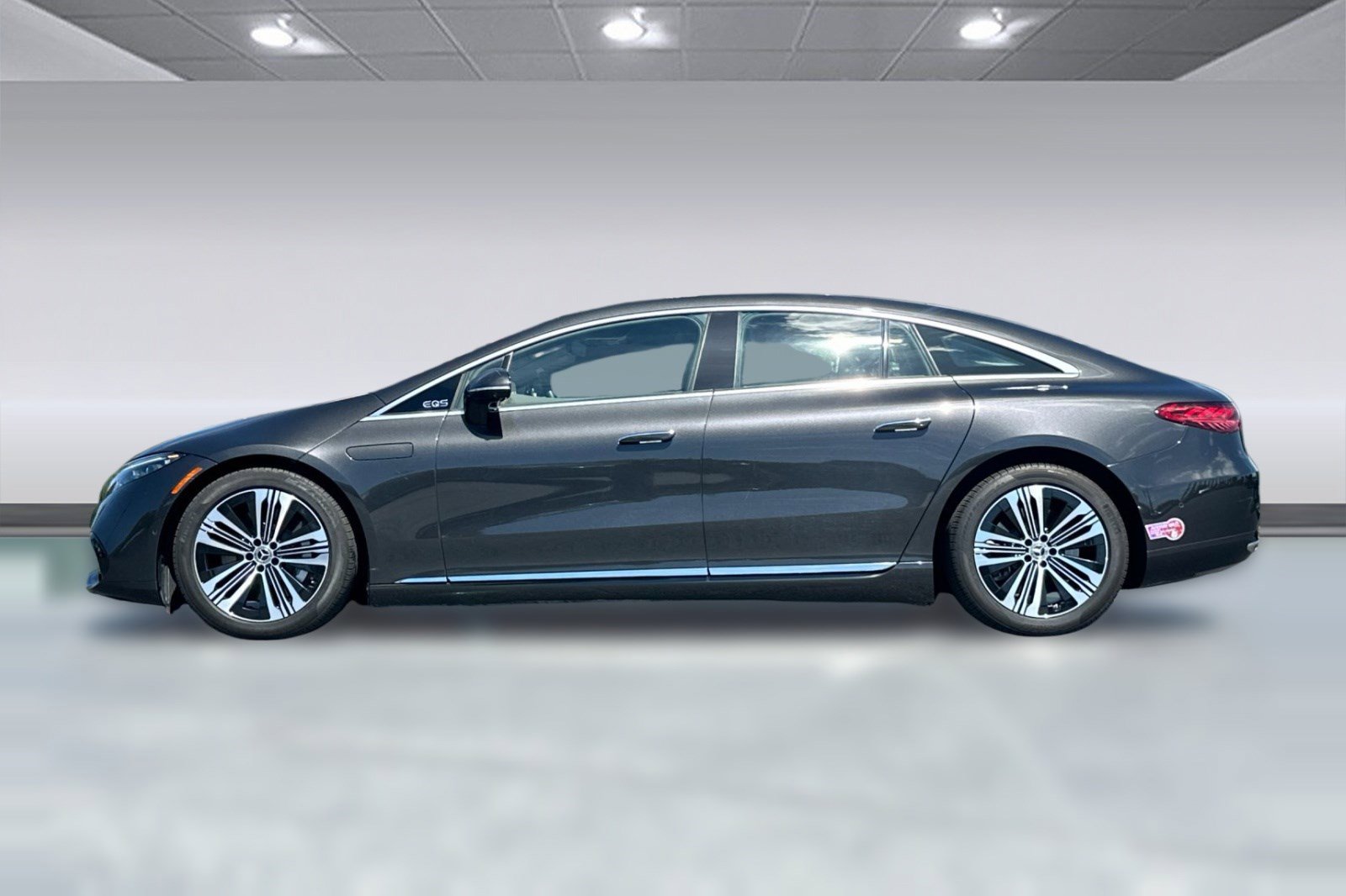 Used 2023 Mercedes-Benz EQS 450+ 4MATIC Sedan image 2