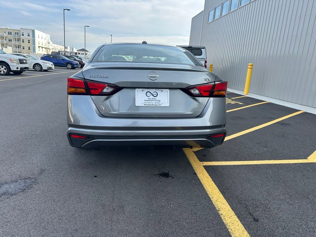 Used 2023 Nissan Altima 2.5 SV image 6