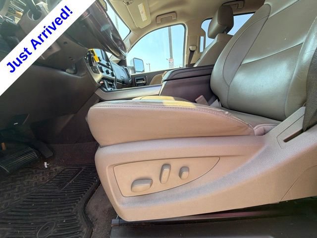 Used 2018 Chevrolet Silverado 2500 LTZ w/ Duramax Plus Package AWD/4WD image 36