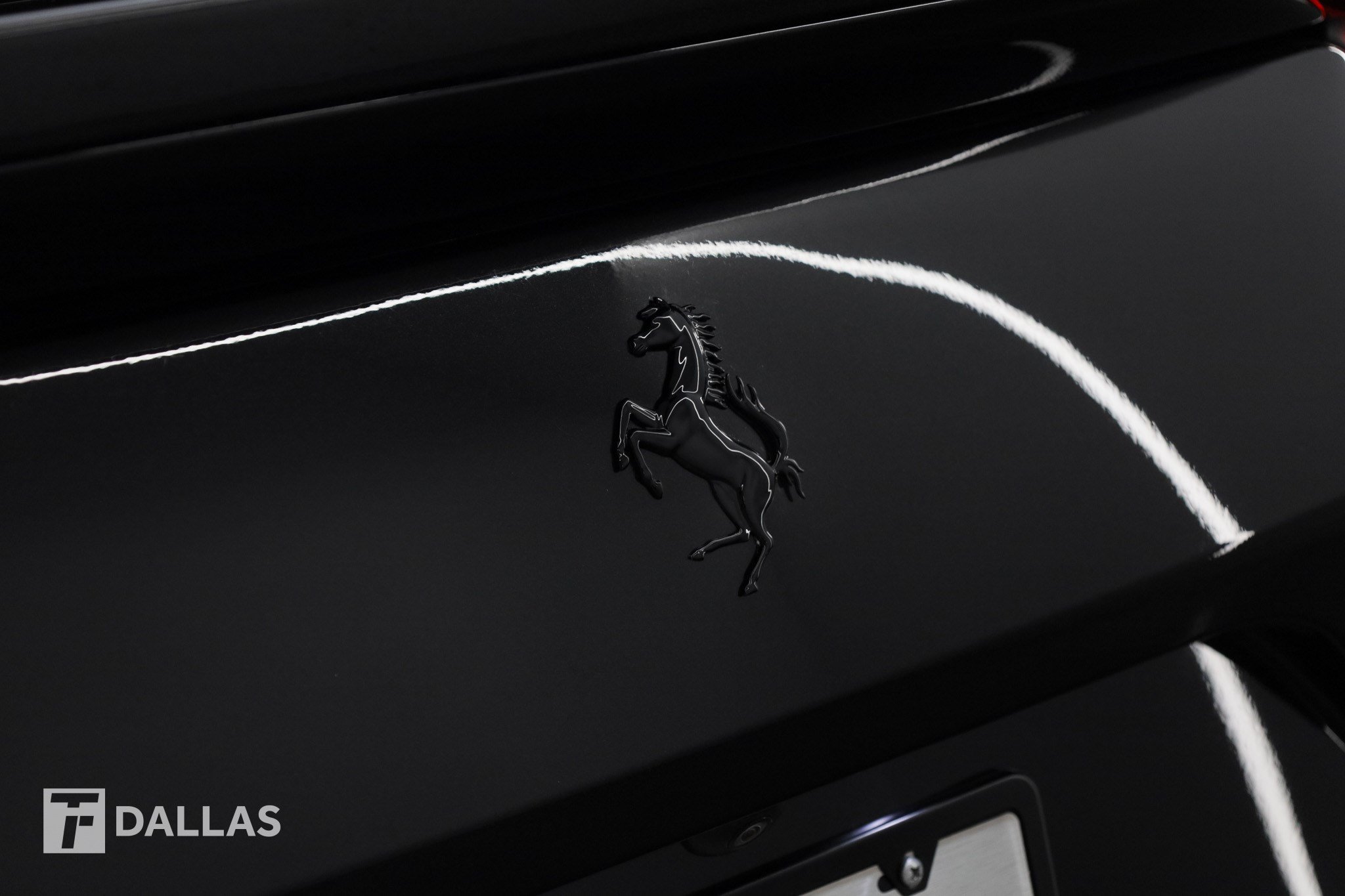 Used 2018 Ferrari 812 Superfast RWD image 21