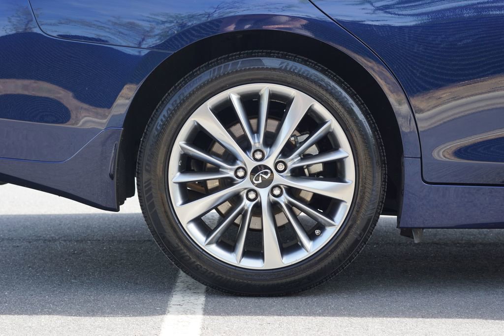Used 2022 INFINITI Q50 Luxe w/ Cargo Package AWD/4WD image 14