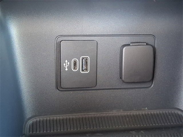 New 2026 Ford Explorer Active image 16