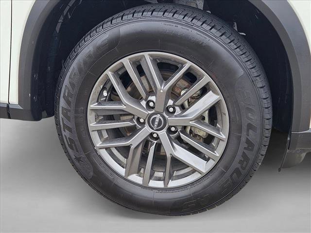Used 2023 Nissan Rogue S FWD image 22