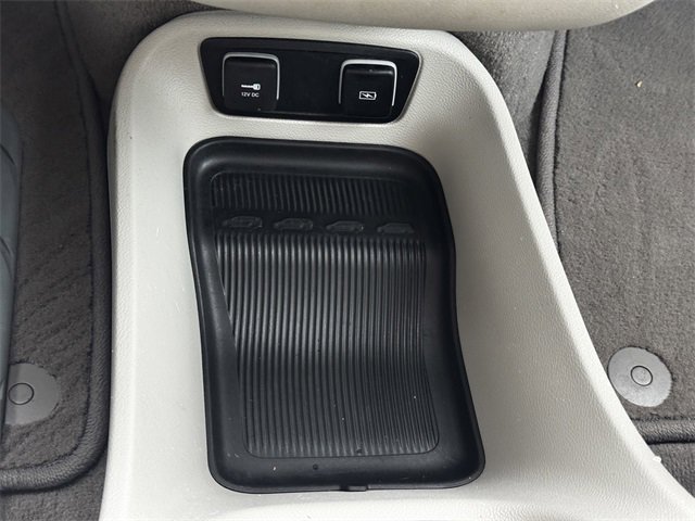 Certified 2021 Chrysler Pacifica Touring image 35