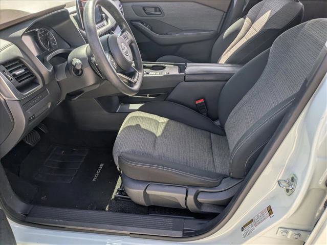 Used 2022 Nissan Rogue S image 12