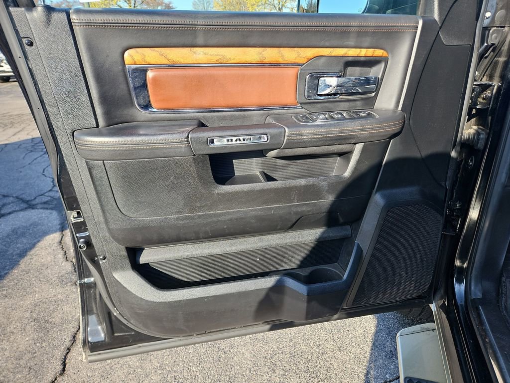 Used 2014 RAM 1500 Laramie Longhorn w/ Convenience Group image 11