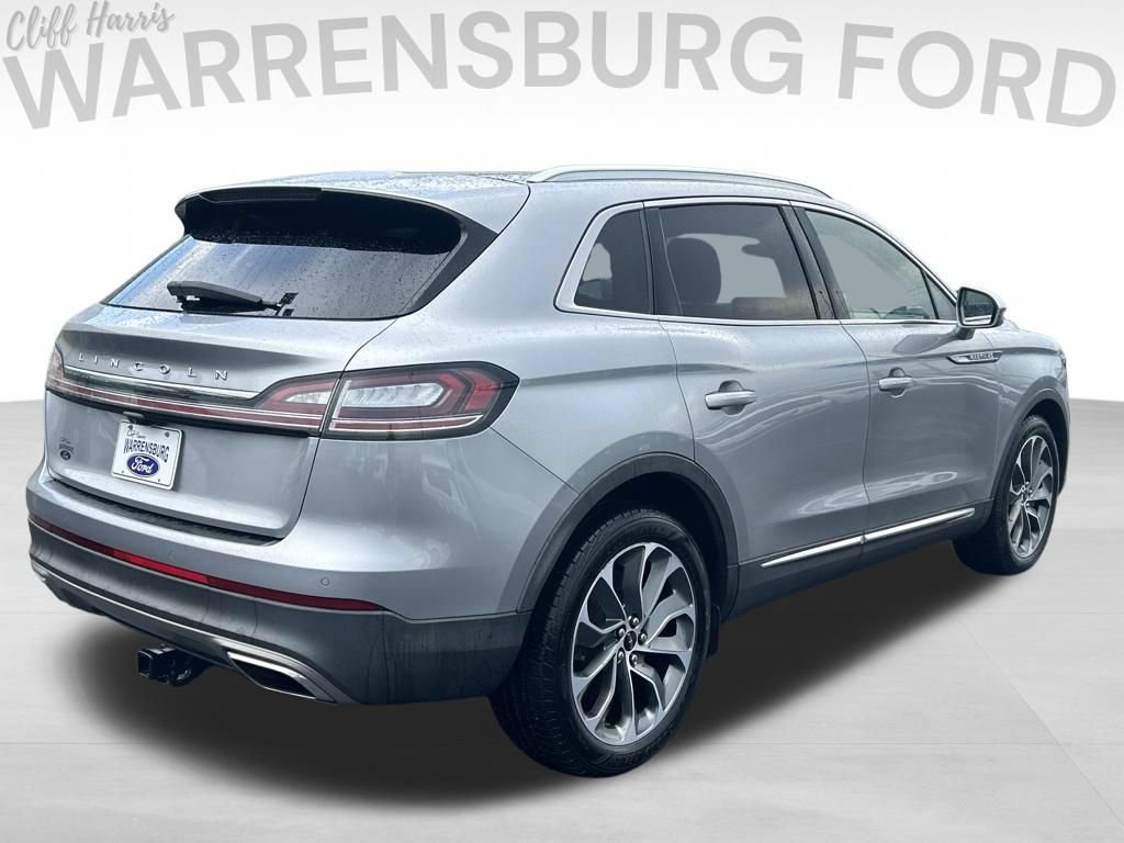 Used 2022 Lincoln Nautilus Reserve w/ Luxury Package AWD/4WD image 8