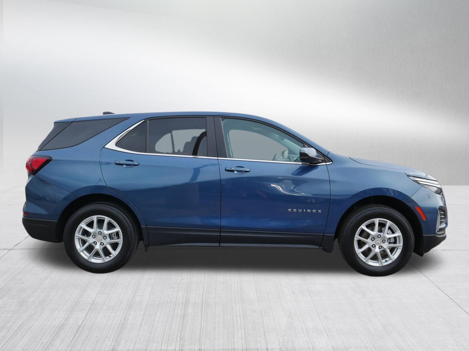 Used 2024 Chevrolet Equinox LT w/ LPO, Floor Liner Package AWD/4WD image 8