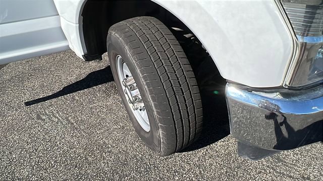 Used 2022 Ford F250 XL w/ Power Equipment Group image 11