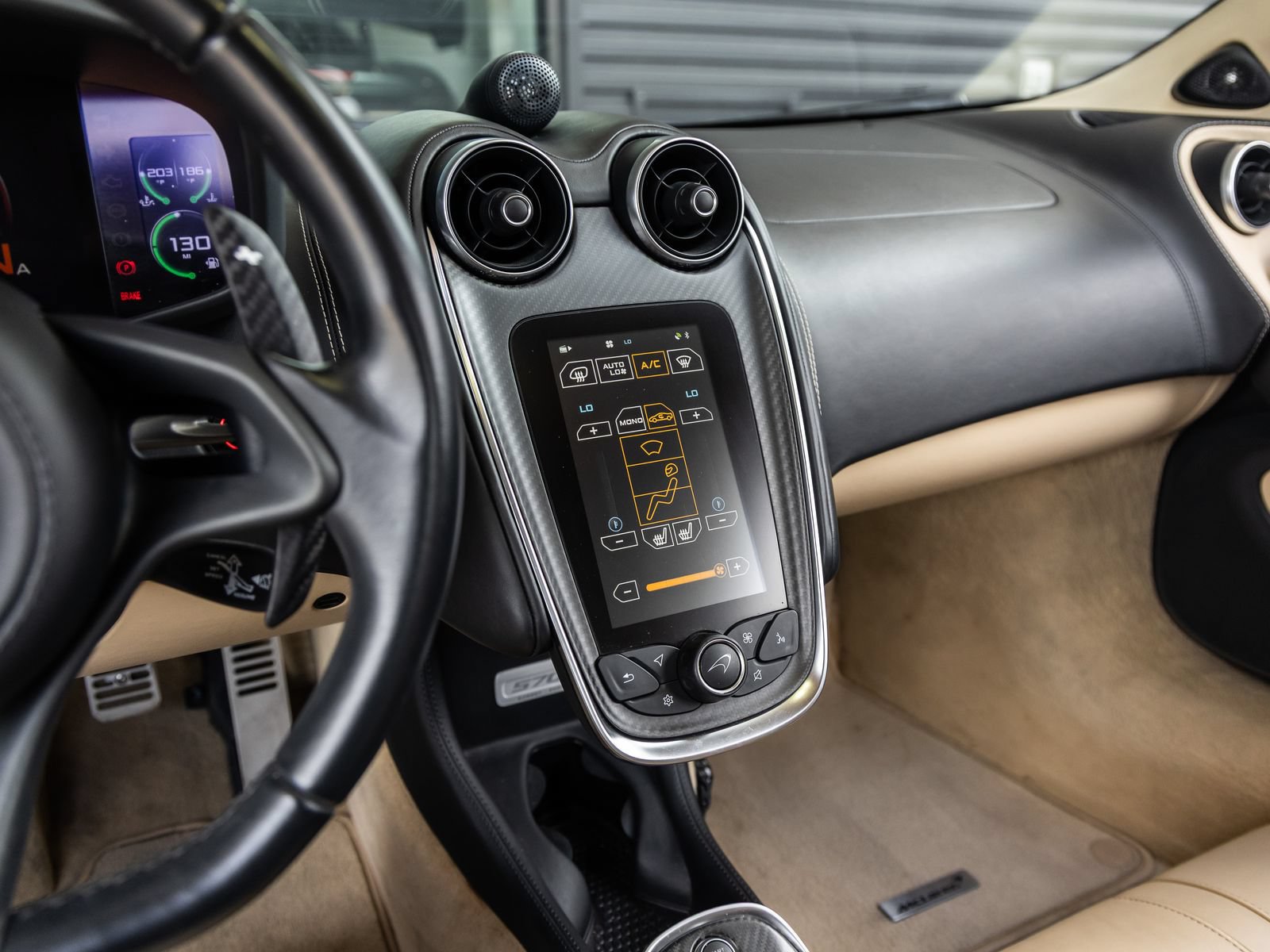 Used 2016 McLaren 570S Coupe RWD image 42