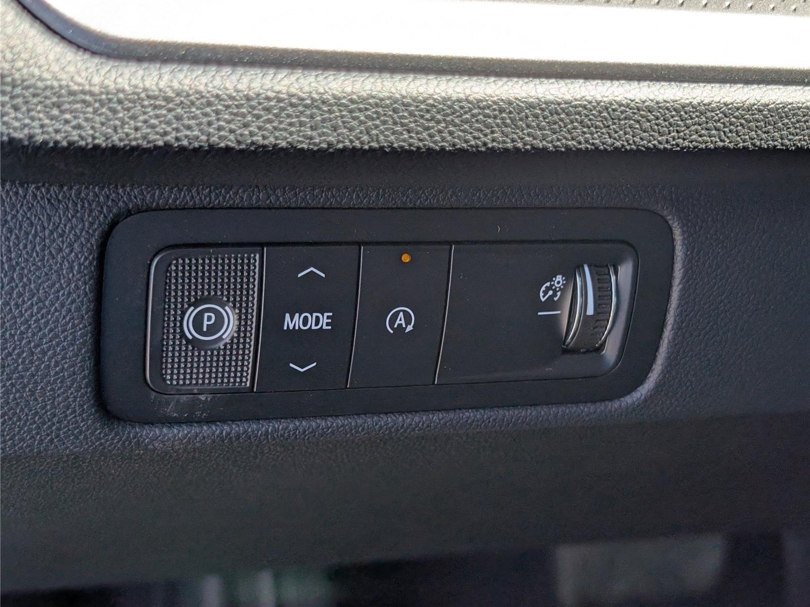 New 2027 Chevrolet Traverse LT w/ Driver Confidence Package FWD image 19