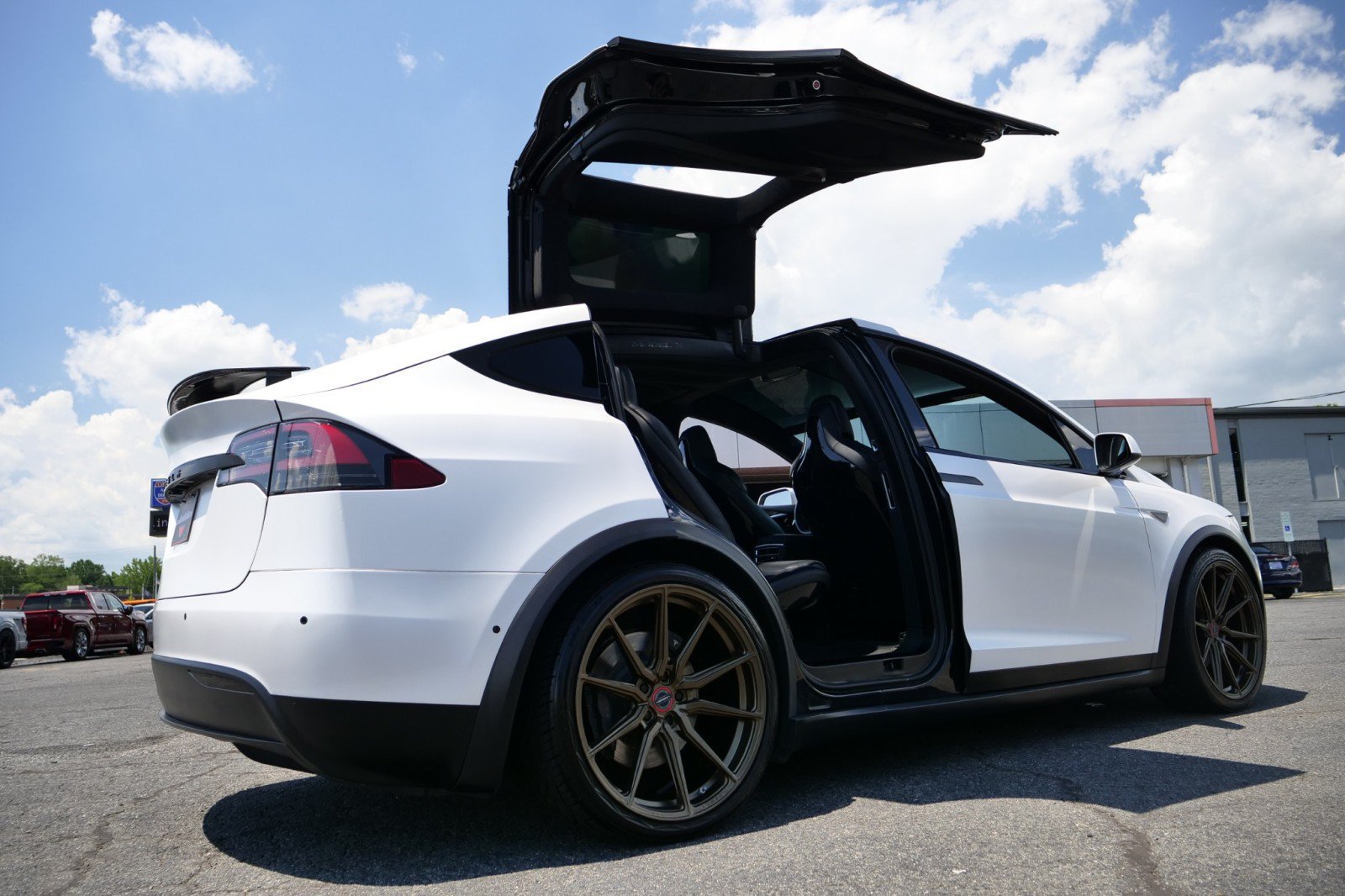 Used 2016 Tesla Model X 90D AWD/4WD image 9