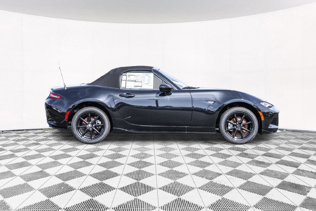 New 2026 MAZDA MX-5 Miata Sport w/ Appearance Package RWD image 13