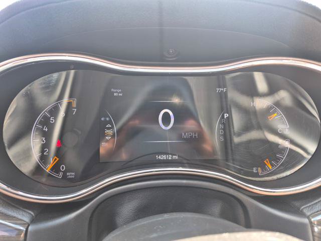 Used 2015 Jeep Grand Cherokee Overland AWD/4WD image 15