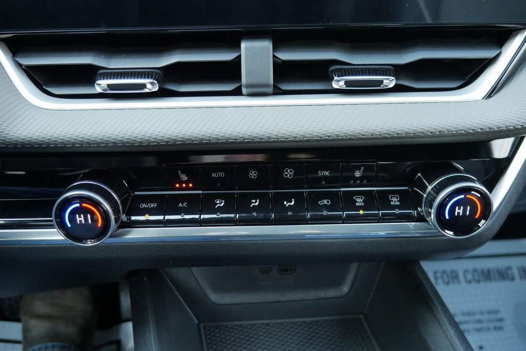 New 2026 Chevrolet Equinox LT image 18