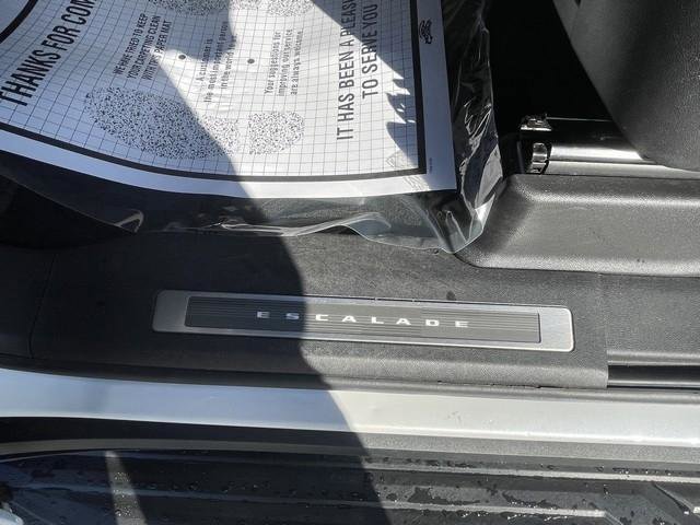 Used 2022 Cadillac Escalade ESV Sport Platinum w/ LPO, ONYX Package image 13