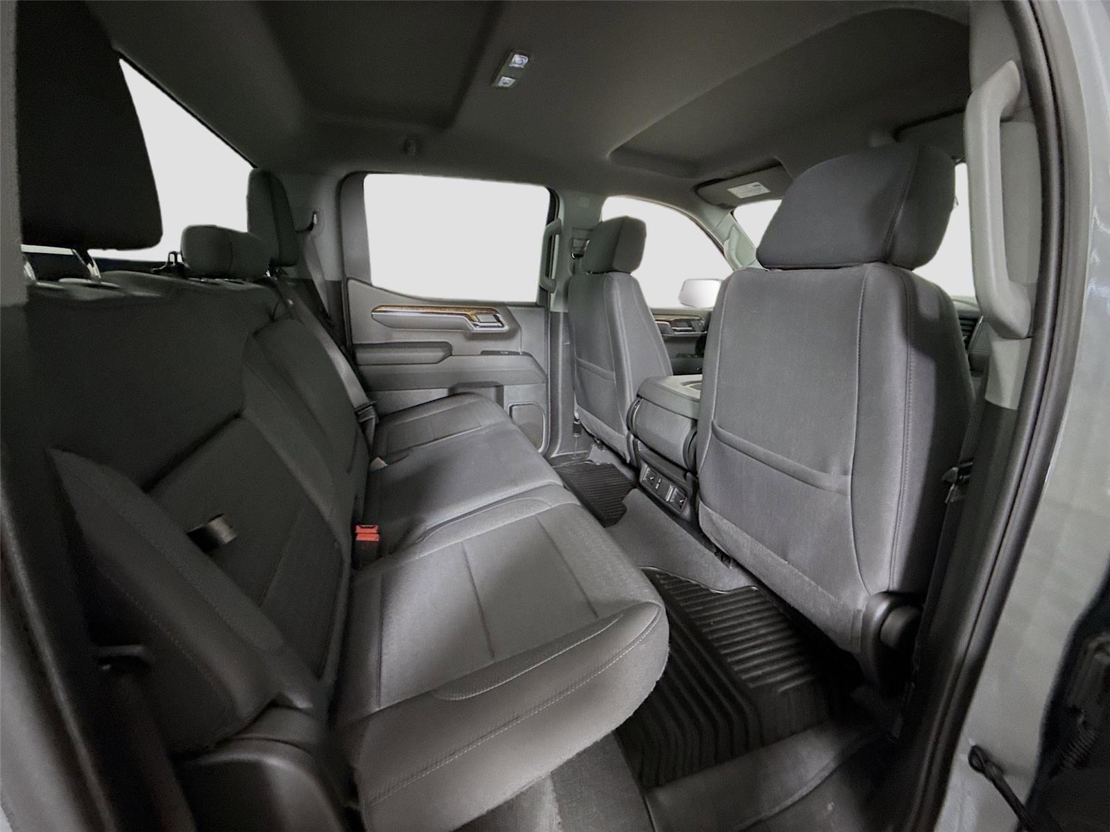 Used 2024 GMC Sierra 1500 Elevation image 19