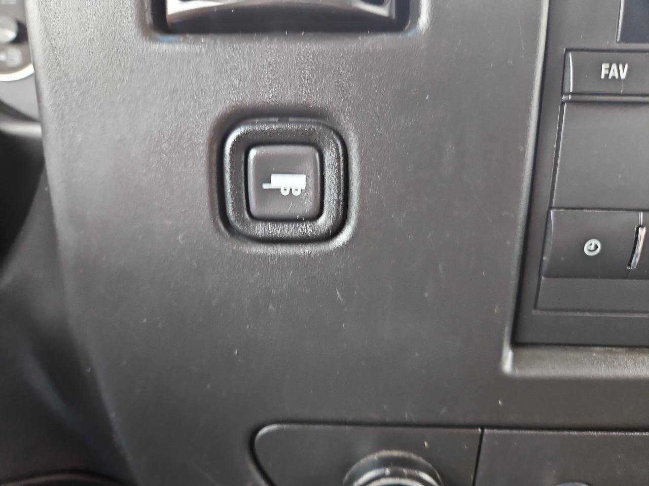 Used 2019 GMC Savana 2500 w/ Driver Convenience Package RWD image 16