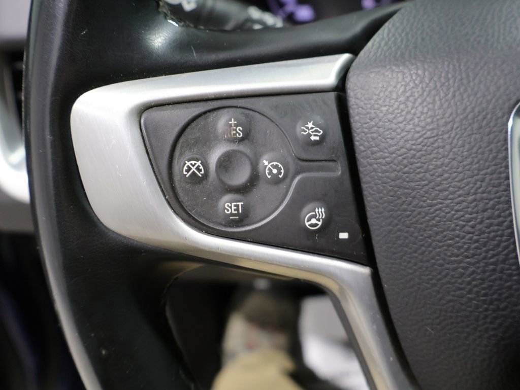 Used 2023 GMC Terrain SLT image 33