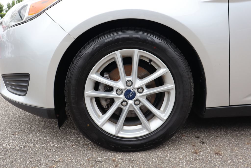 Used 2018 Ford Focus SE FWD image 21