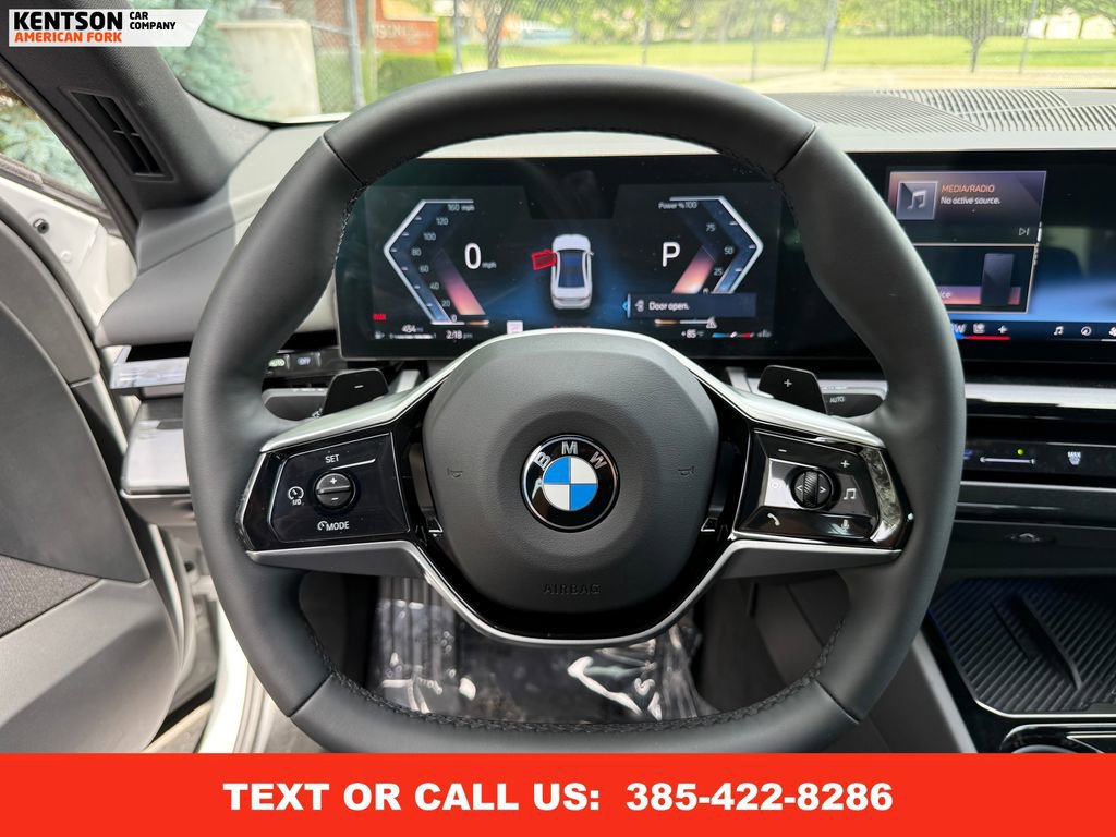 Used 2025 BMW 530i xDrive image 16