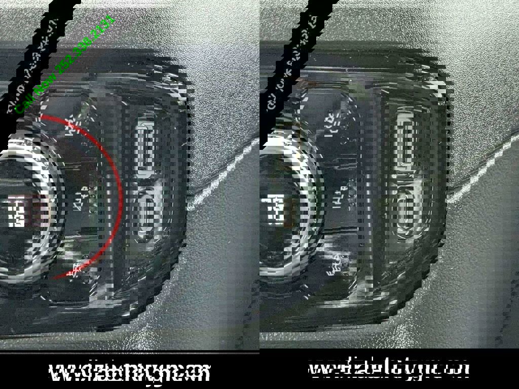 Used 2022 GMC Sierra 1500 SLT w/ SLT Convenience Package image 32