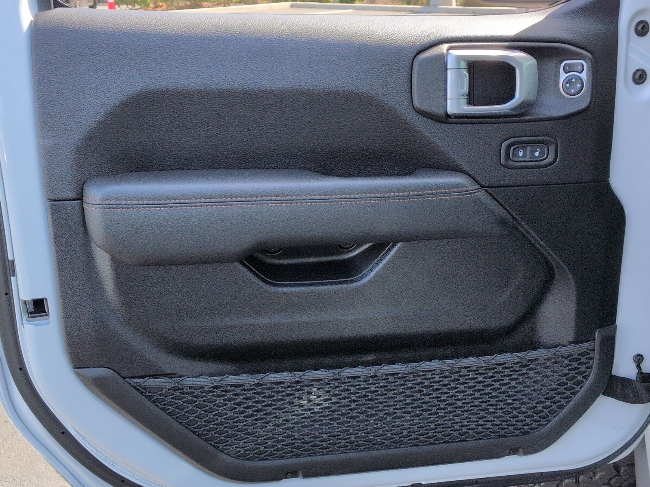 Used 2023 Jeep Wrangler Rubicon 392 w/ Xtreme Recon 35" Tire Package image 14