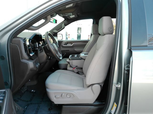 Used 2026 Chevrolet Silverado 1500 LT image 15