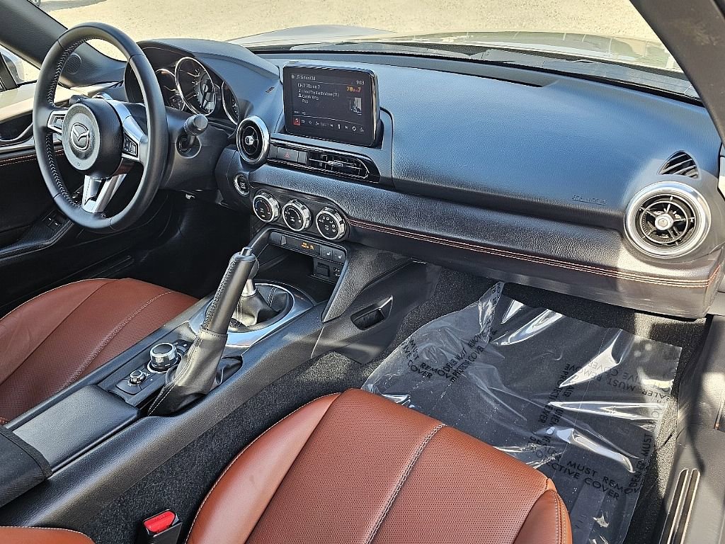 Certified 2022 MAZDA MX-5 Miata Grand Touring w/ Weather Package RWD image 22