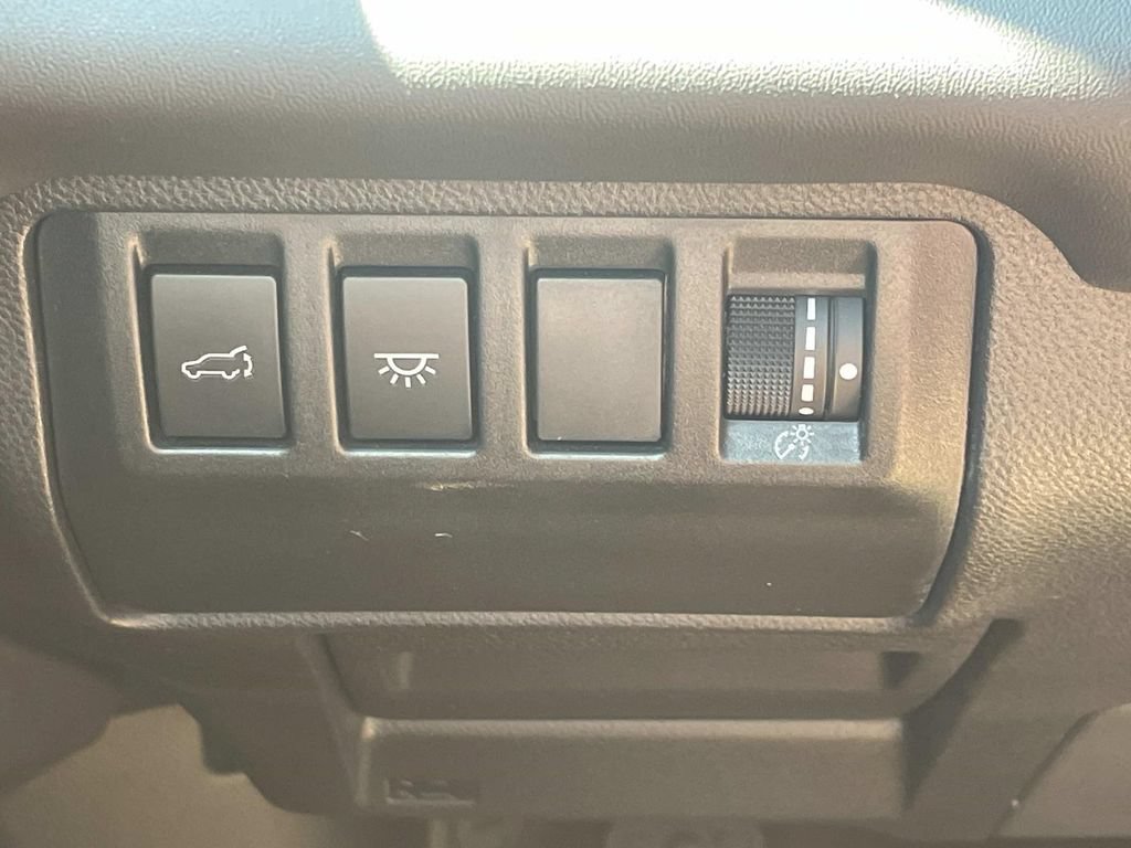 Used 2024 Subaru Ascent Onyx Edition AWD/4WD image 32