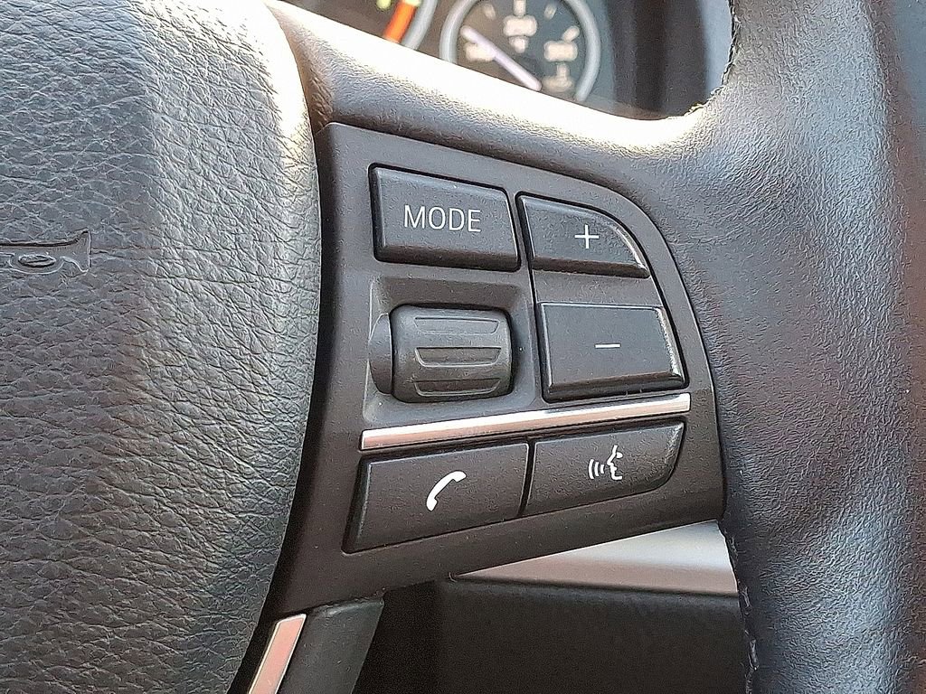 Used 2012 BMW 550i Gran Turismo xDrive image 21