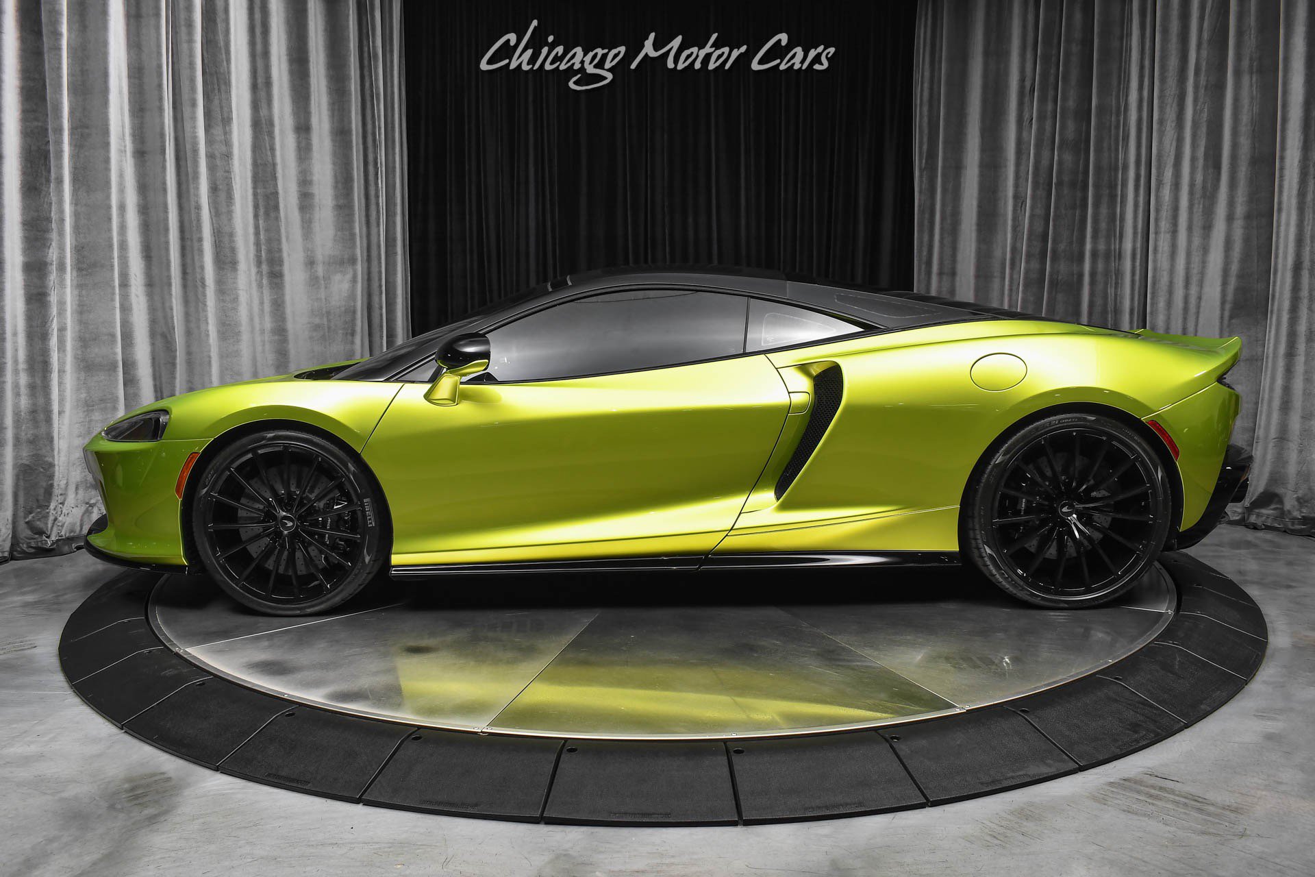 Used 2023 McLaren GT RWD image 37