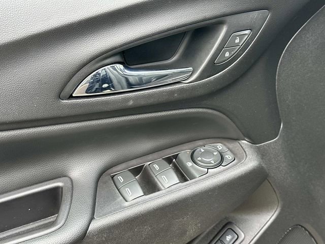 Used 2020 Chevrolet Equinox LT w/ Sport Edition FWD image 16