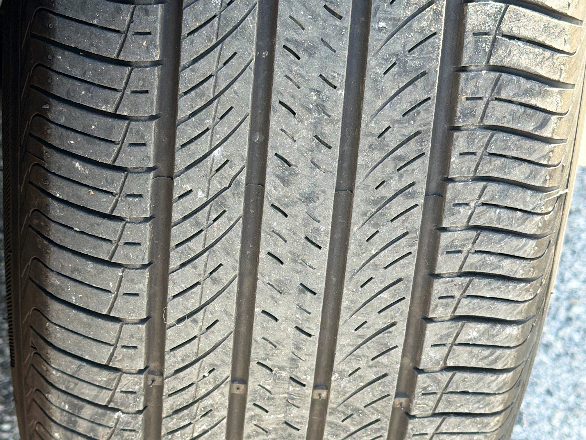 Used 2025 Chevrolet Trax LT w/ LT Convenience Package image 37