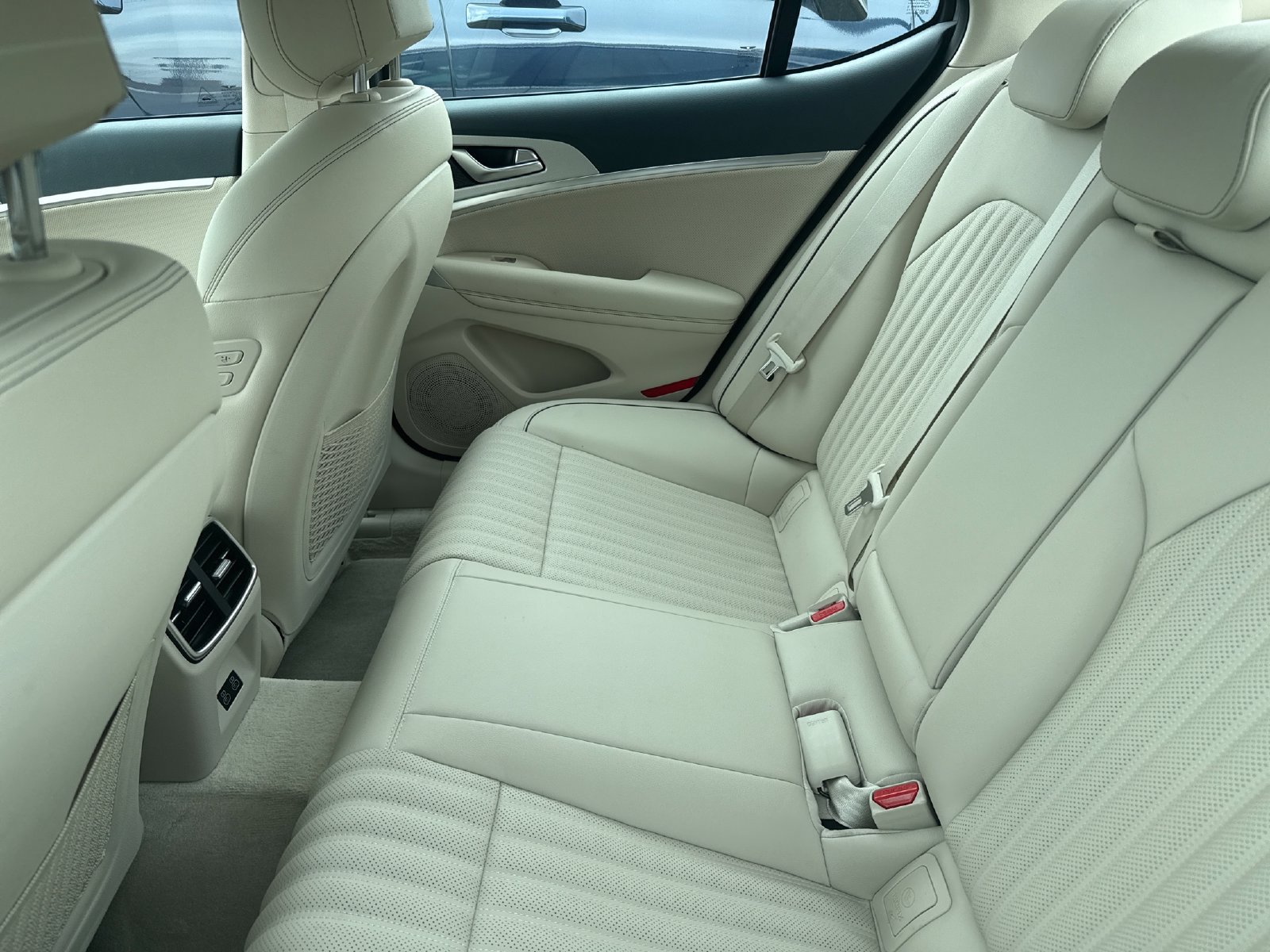 Used 2026 Genesis G70 2.5T Prestige AWD/4WD image 14