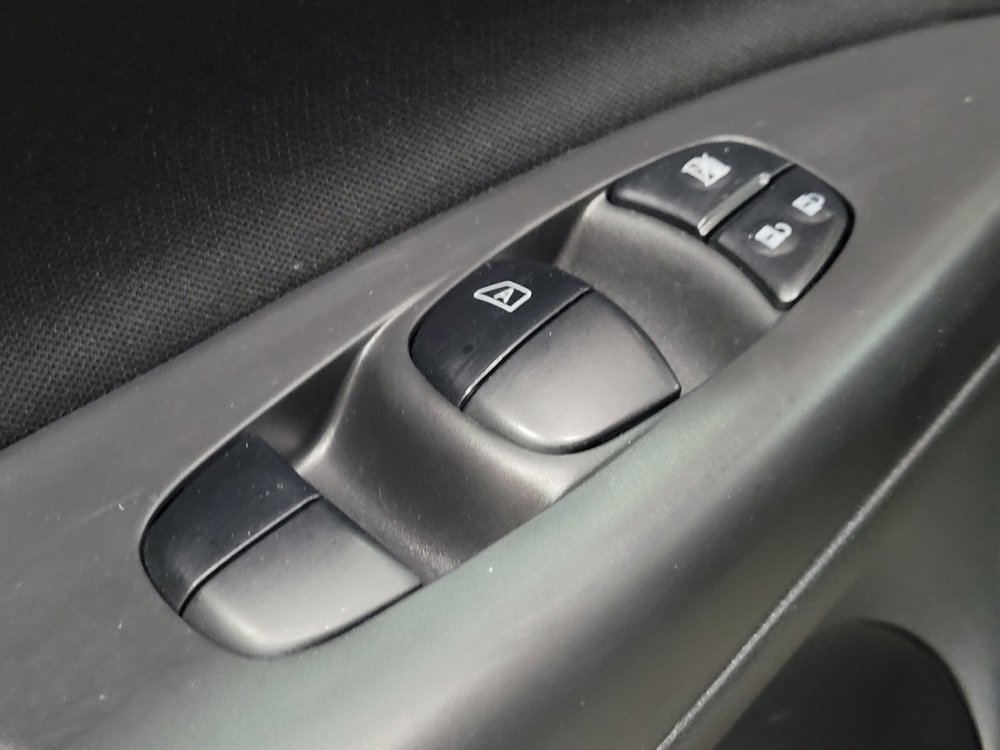 Used 2019 Nissan Sentra SV FWD image 27