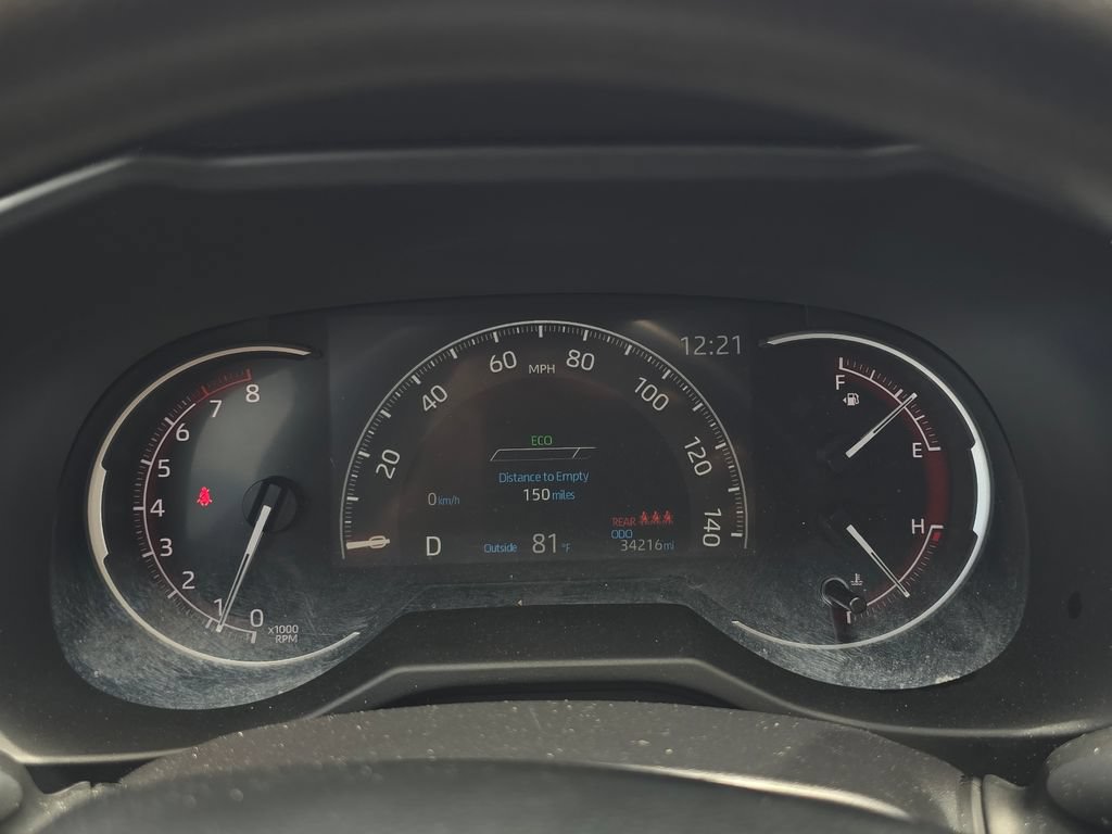 Used 2025 Toyota RAV4 LE FWD image 13