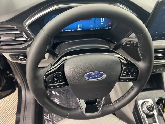 Used 2023 Ford Escape Platinum image 21