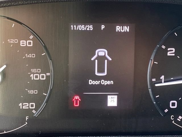 New 2026 RAM ProMaster 2500 w/ Convenience Group FWD image 3
