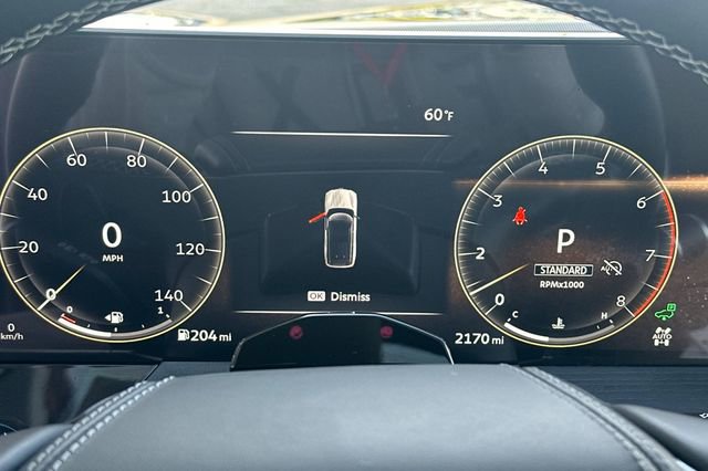 Used 2025 INFINITI QX80 Sensory image 33