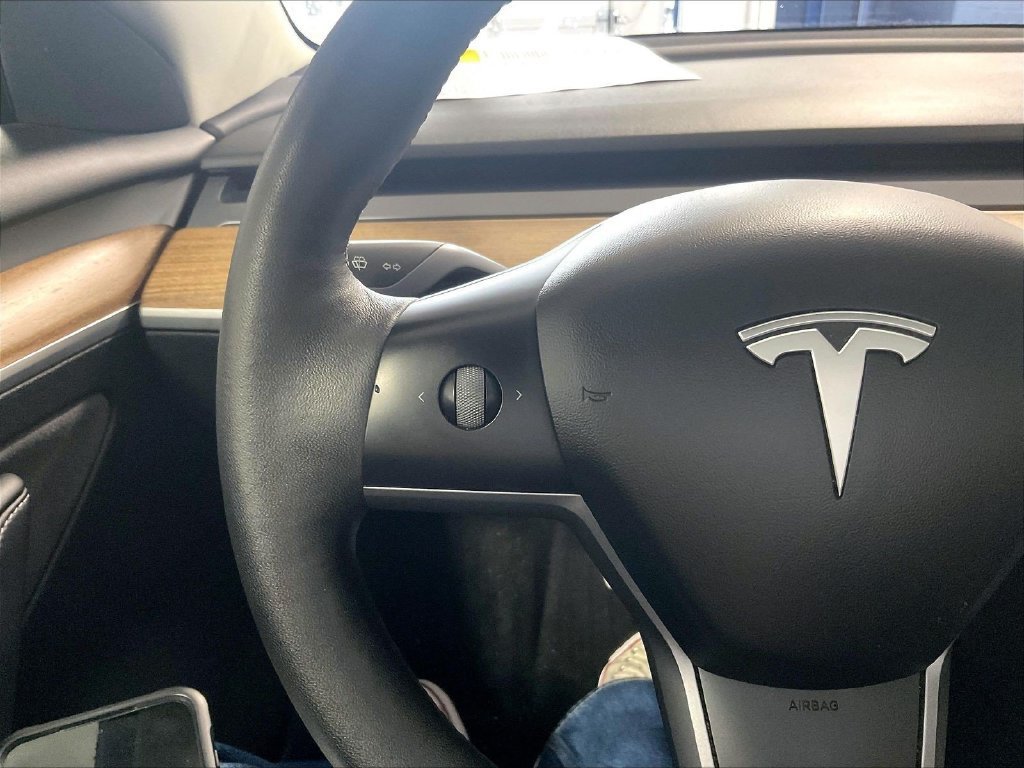 Used 2022 Tesla Model 3 Long Range AWD/4WD image 22
