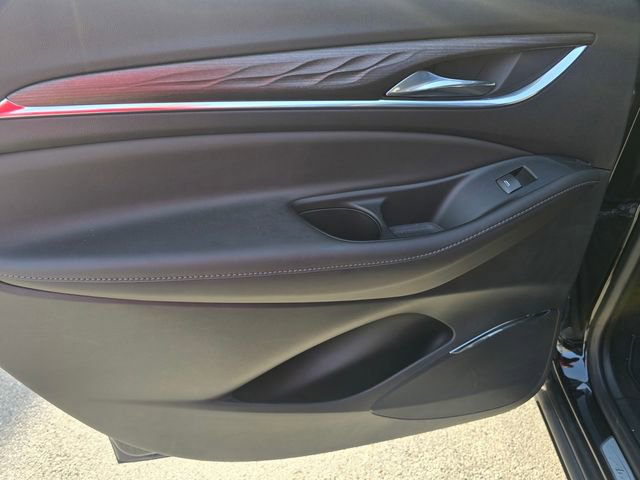 Used 2024 Buick Enclave Avenir image 14