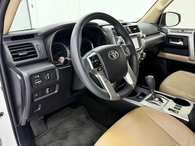 Used 2015 Toyota 4Runner SR5 image 9
