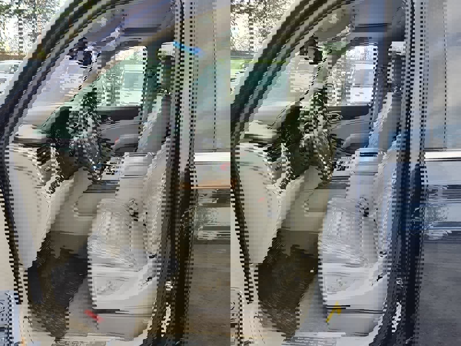 Used 2017 GMC Yukon Denali w/ Open Road Package image 15