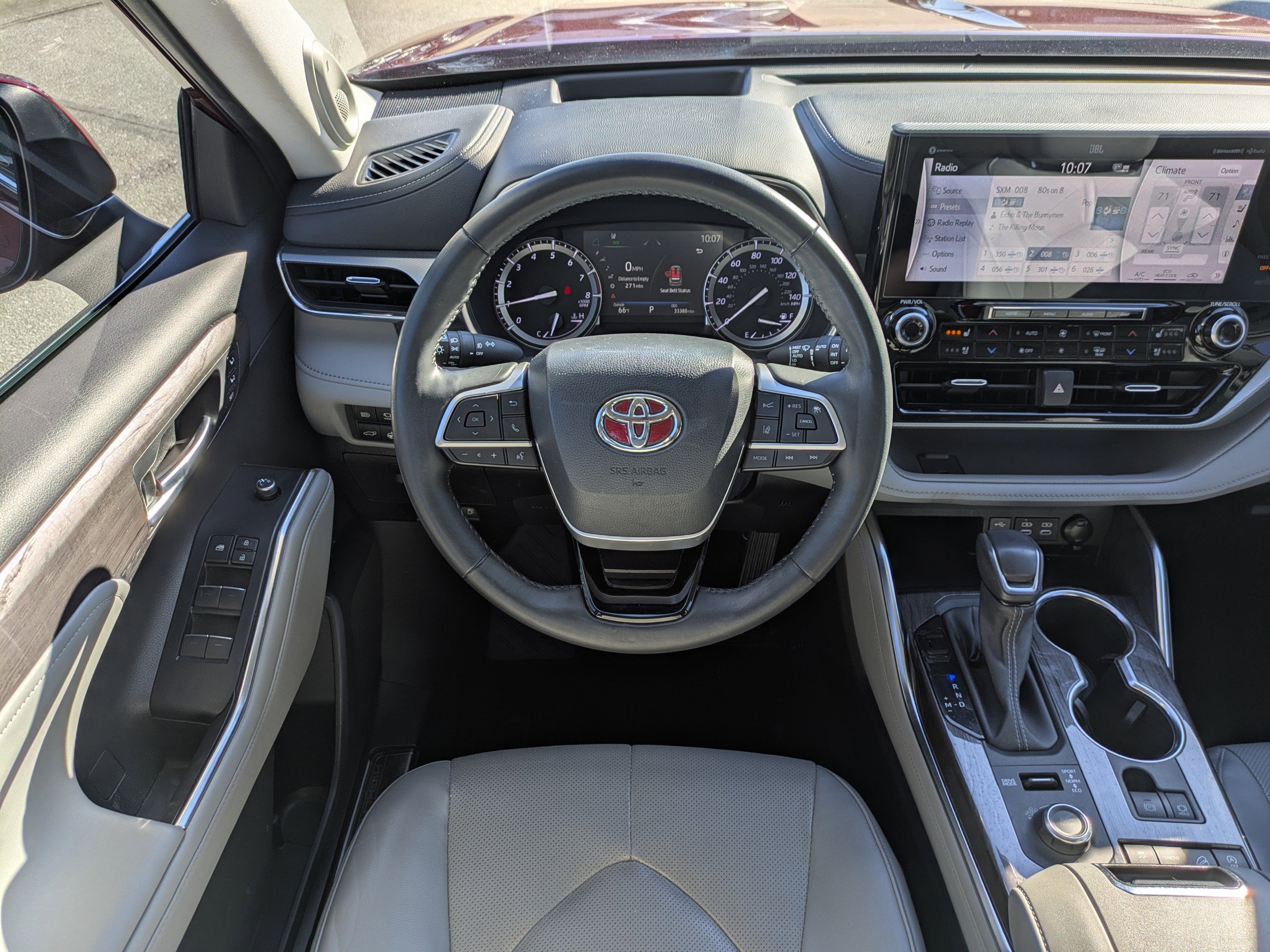 Used 2022 Toyota Highlander Platinum image 19