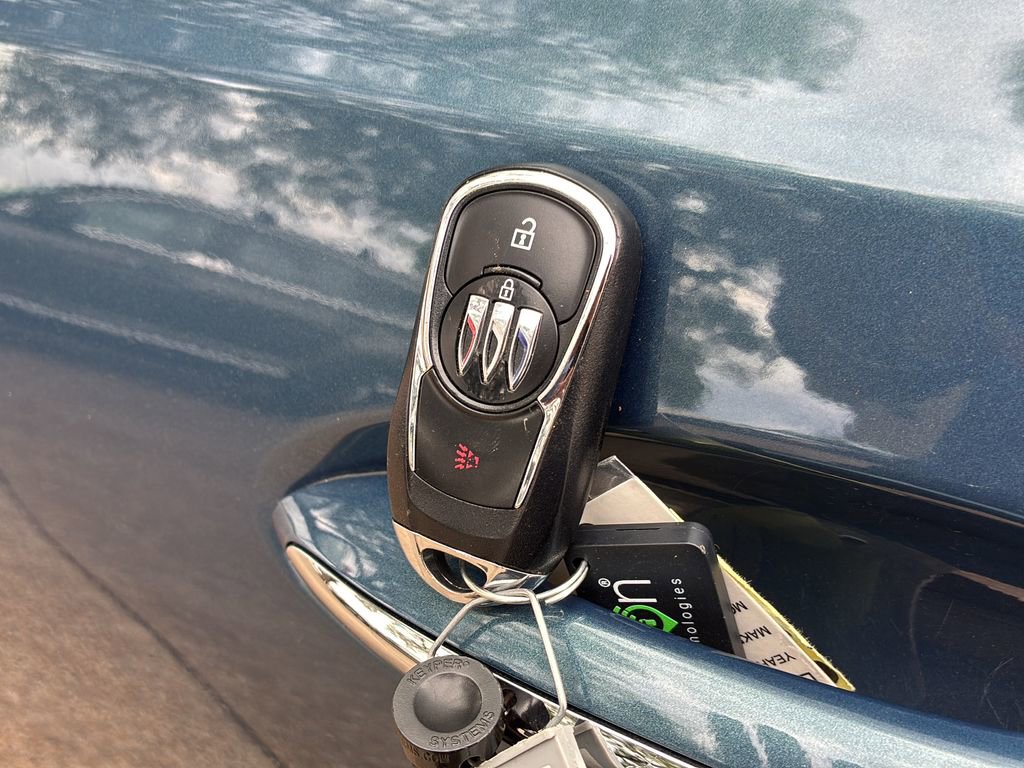 Used 2024 Buick Encore GX Preferred FWD image 45