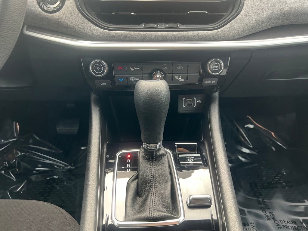 Certified 2022 Jeep Compass Sport image 17