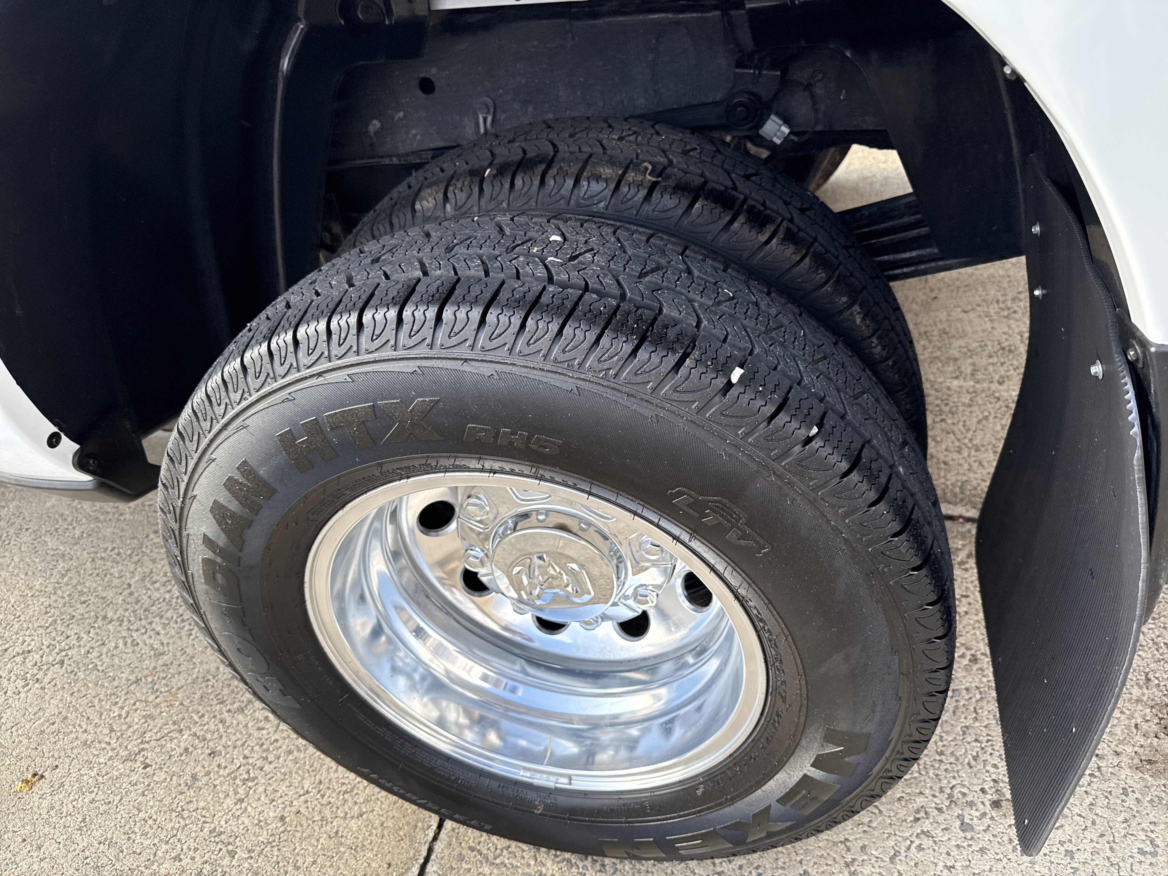 New 2025 RAM 3500 Laramie w/ Towing Technology Group image 22