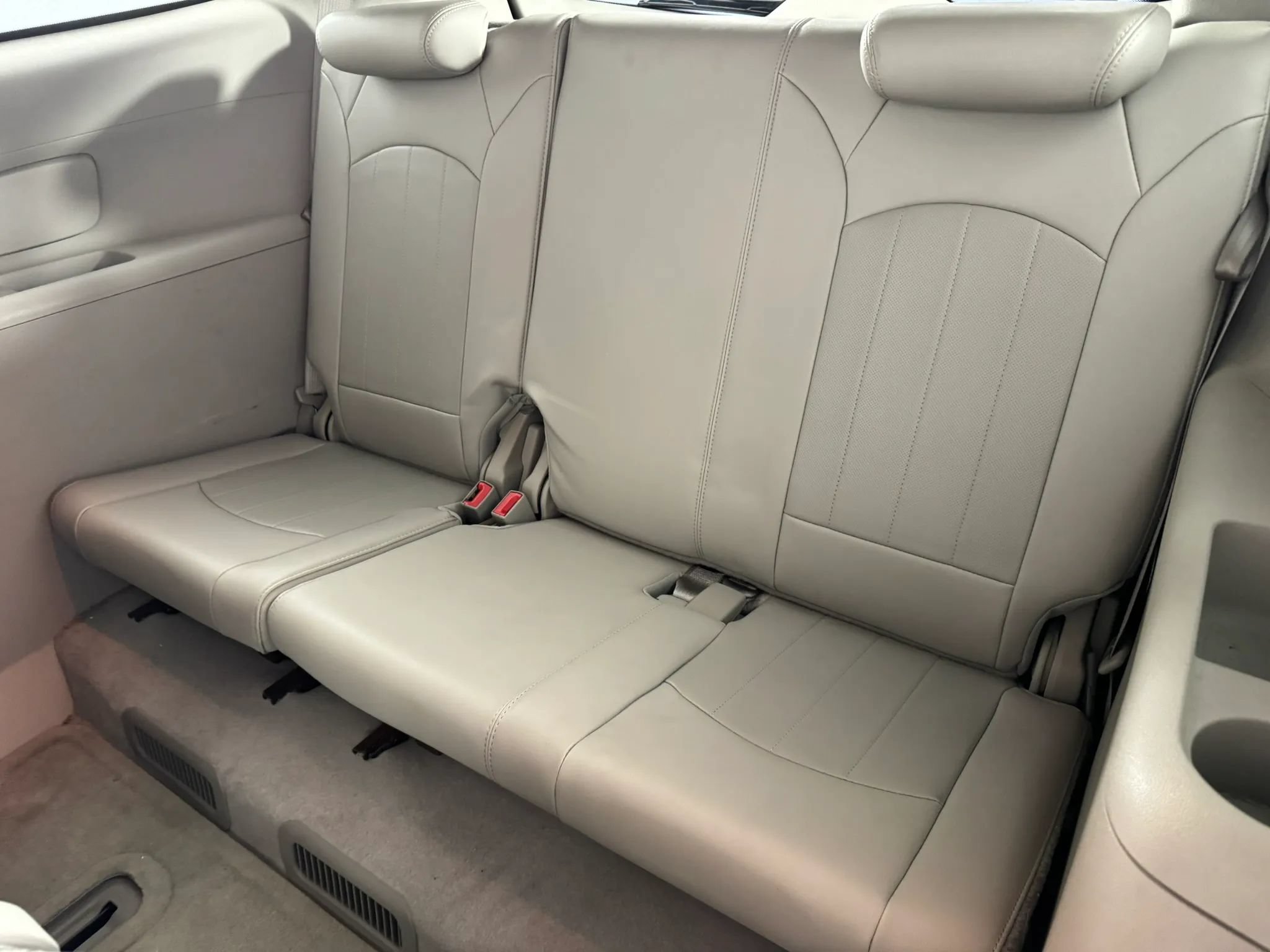 Used 2011 Buick Enclave CXL w/ Trailering Provision Package AWD/4WD image 33