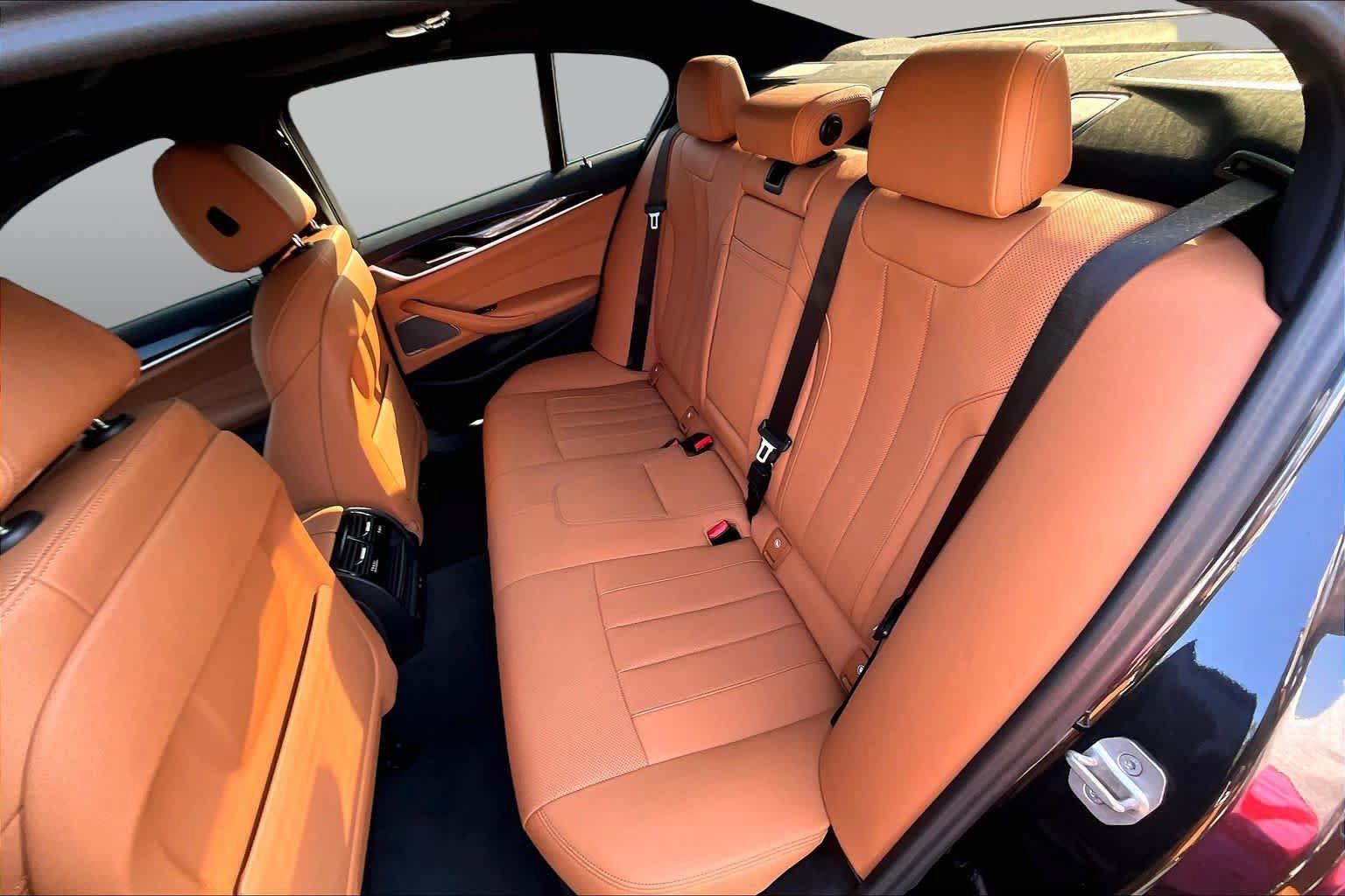 Used 2023 BMW 530i w/ M Sport Package RWD image 21